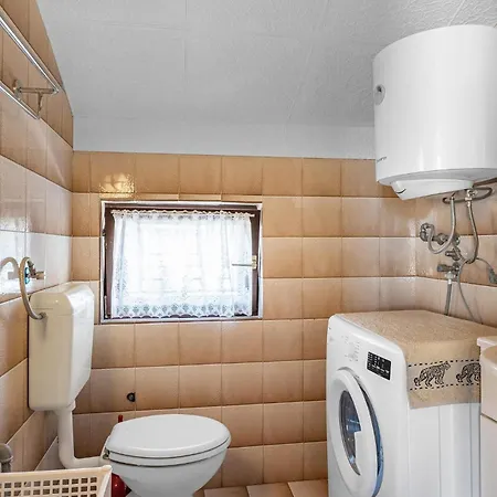 Apartment Stunning In With Wifi Sibenik